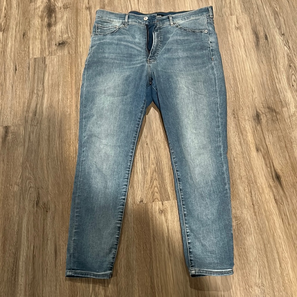 Express skinny high rise hyper stretch. Size 14 regular.